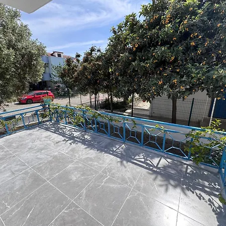 In Stylish And Peaceful Center Villa Kusadası